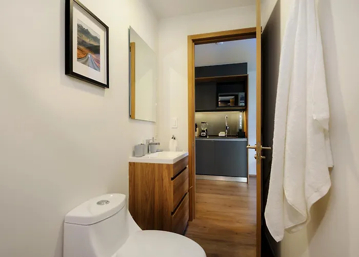 Furnished 1br In *